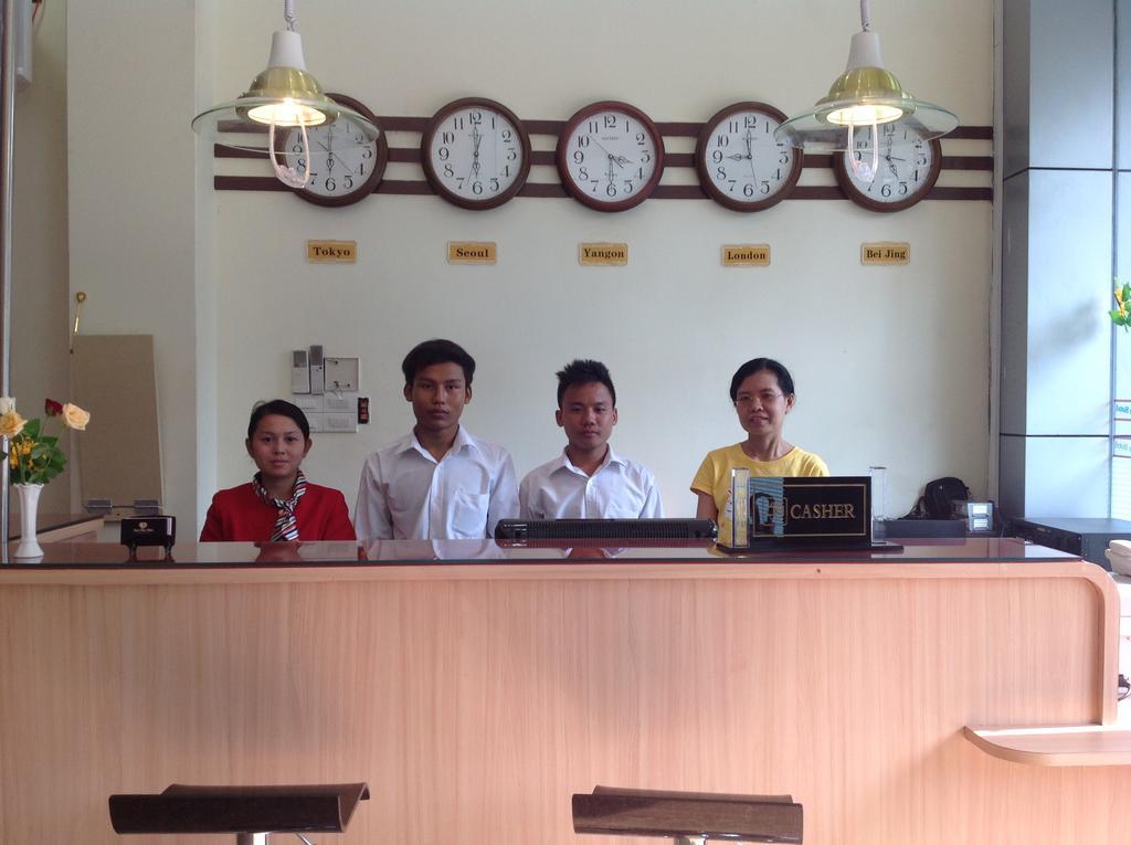 Yangon Good Time Hotel ภายนอก รูปภาพ